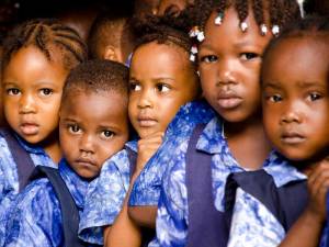 Tausende Kinder in Westafrika haben durch Ebola ihre Eltern verloren. Foto: Claire Ladavicius